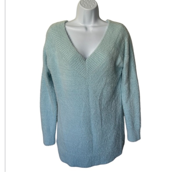 Boston Proper Tunic Sweater powder blue v neck fuzzy cozy excellent Size S - Picture 2 of 8
